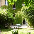 Paris prend l'air - Montreuil - maison avec jardin - hôtel particulier