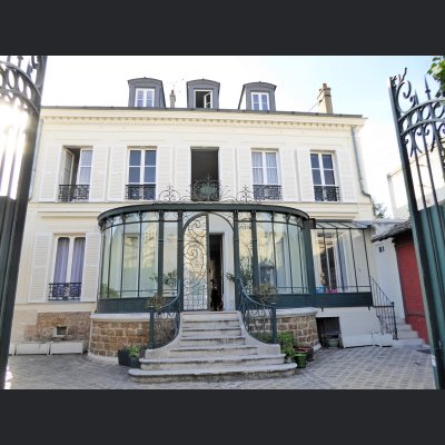 Paris prend l'air - agence immobilière - atypique - charme - hôtel particulier - couvent - jardin - terrasse - maison - Vue mer - Var - espace extérieur -  loft - appartement - 78 - 93 - 92 - 95 -  Paris
