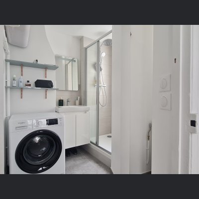 PARIS PREND L'AIR - 75018 - MONTMARTRE - PIED A TERRE